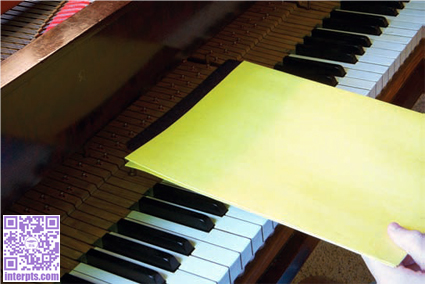 美国钢琴技师工具、技术小贴士：使用复写纸作弦标记.jpg