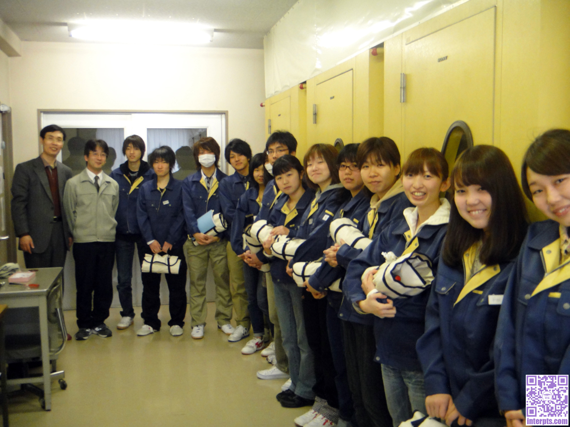 6 “ 2014年，我向学校理事长松尾先生表示祝贺，他邀请我回访了母校”.jpg