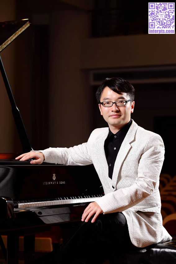 著名钢琴家周挺加入霸拓艺术家顾问团181105